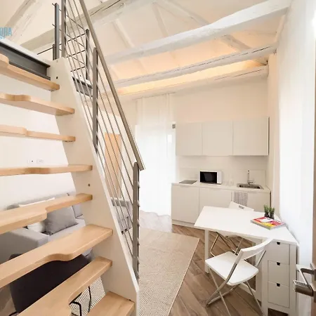 Basovizza 3 Nicole Tirabora Short Rent Appartamento *