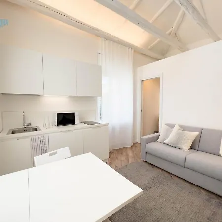 Basovizza 3 Nicole Tirabora Short Rent Villa Opicina